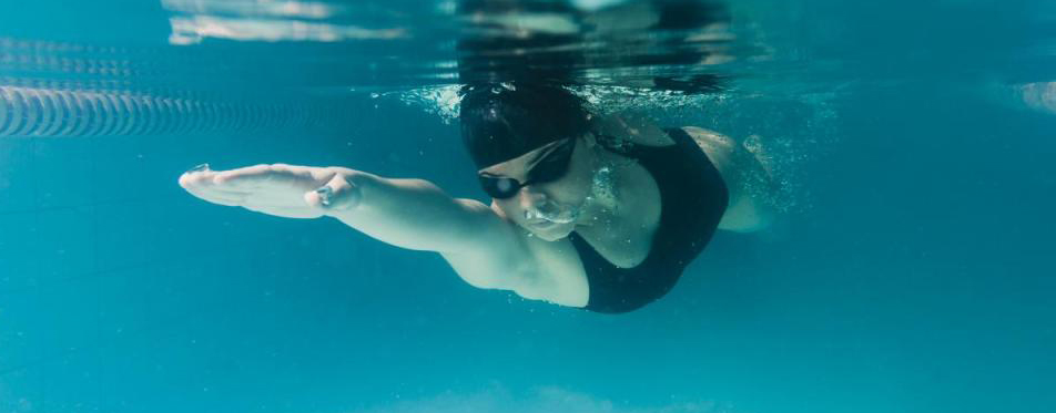 Swimming bronze and leadership